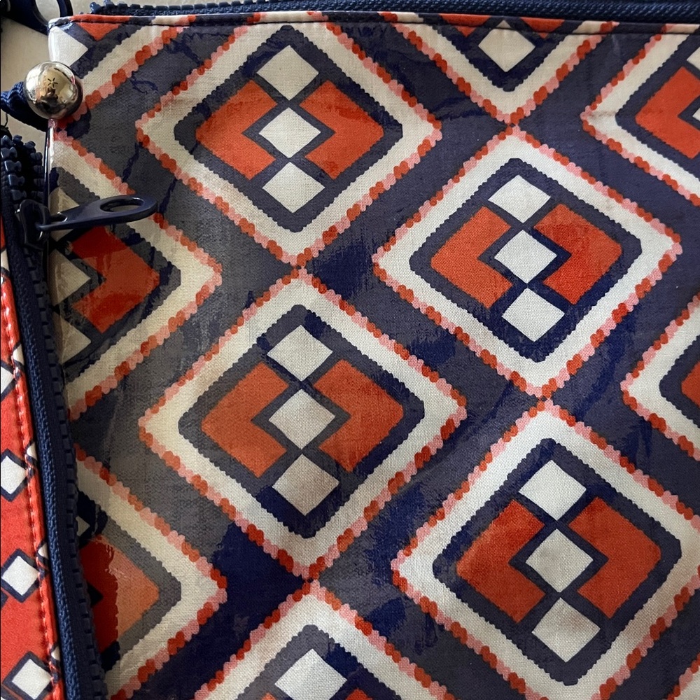 Geometric Patterned Pouch Set - Picture 3 of 3